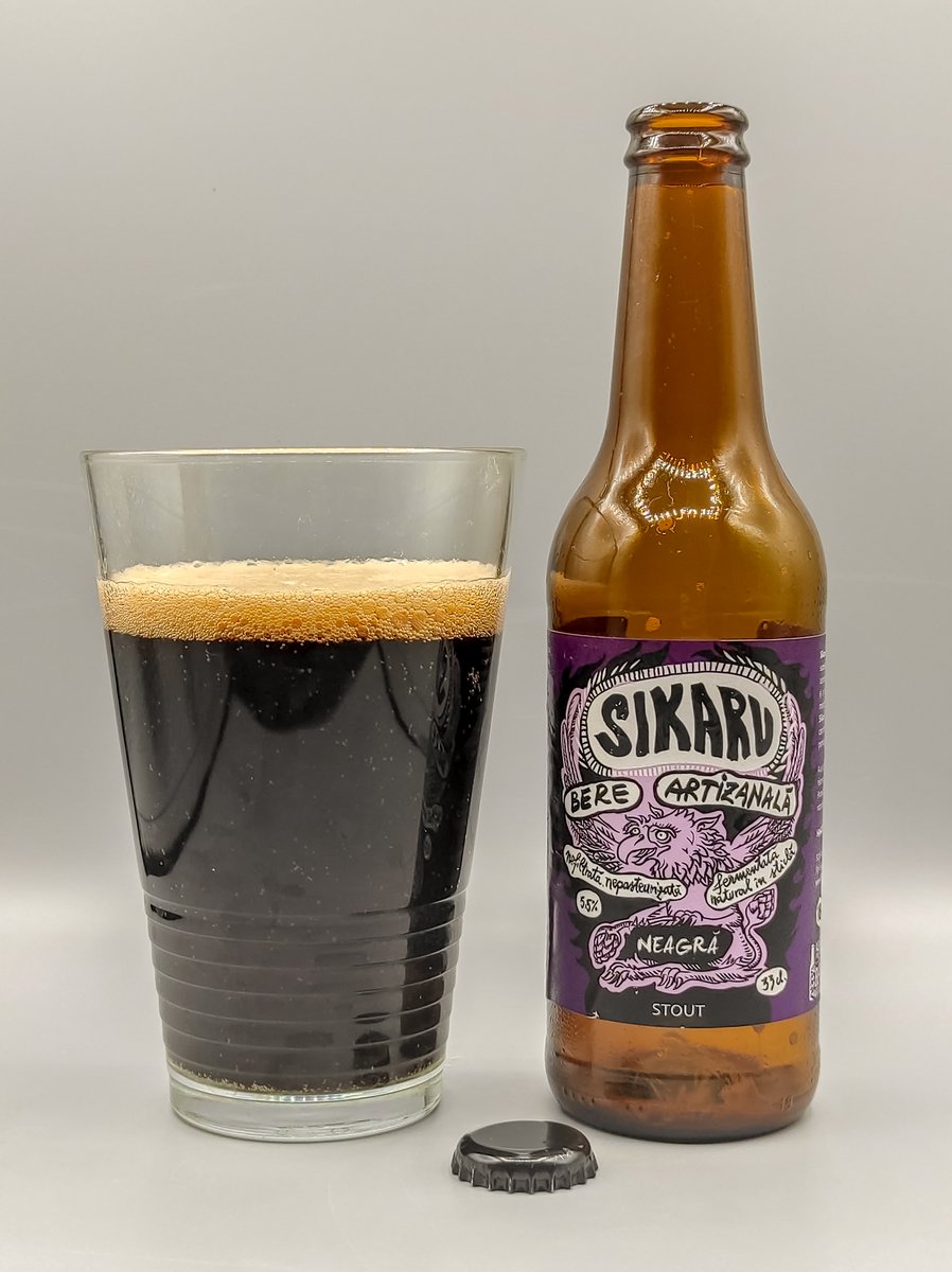 sorcsap's tweet photo. .
Sikaru Neagră (Stout)
⭐⭐⭐⭐⭐⭐⭐⭐(8/10)
ABV: 5.5% • IBU: 27
Style: american stout
@bere_artizanala_sikaru
Untappd: 3.36/5.00 https://t.co/uFiXGG6T5w