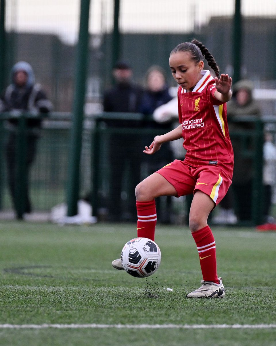 Expression of interest is now open for the 25/26 season Emerging Talent Centre⚽✨

We are looking for girls across school years 2-5 to take part in our talent identification sessions.

Register now! bit.ly/43luYrX