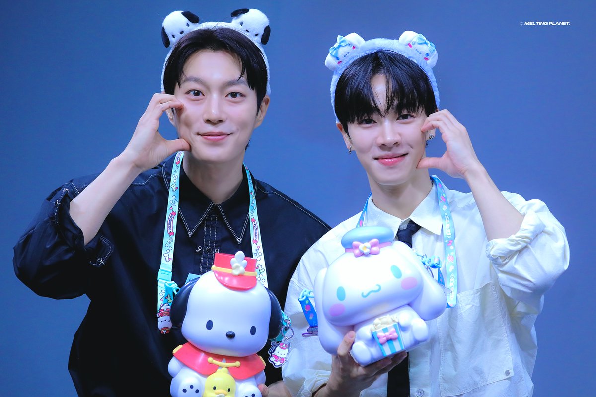 melting_planet's tweet photo. 250518 너어어어무 귀여워 ☺️☺️☺️☺️
#윤두준 #이기광 #하이라이트 #YOONDUJUN #LEEGIKWANG #HIGHLIGHT #From_Real_to_Surreal #체인스 #Chains @900_330 https://t.co/jDaPjllhaH