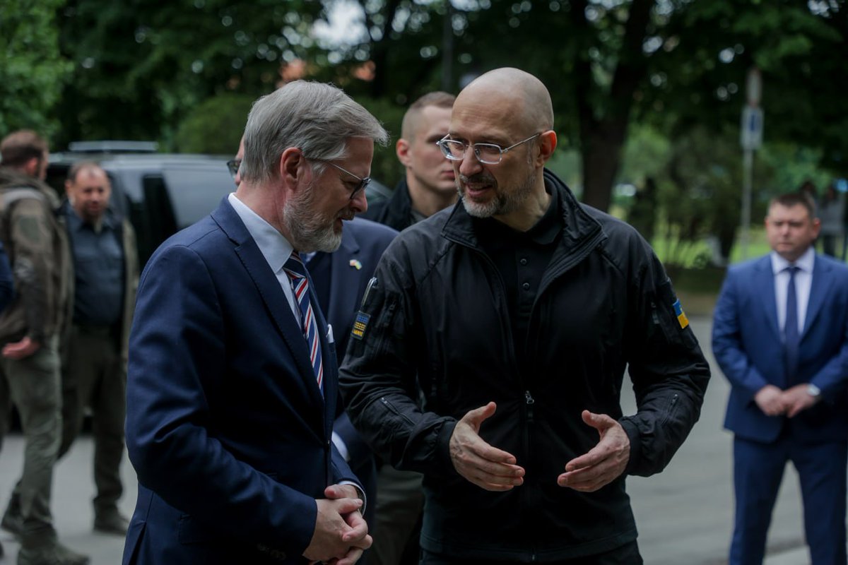 Denys Shmyhal (@denys_shmyhal) on Twitter photo We will have a meeting with the Prime Minister of the Czech Republic <a href="/P_Fiala/">Petr Fiala</a> today in Uzhhorod. The main topics of discussion include: Defence and economic cooperation, reconstruction and the European integration of Ukraine.
We are grateful to the Czech Republic for their We will have a meeting with the Prime Minister of the Czech Republic <a href="/P_Fiala/">Petr Fiala</a> today in Uzhhorod. The main topics of discussion include: Defence and economic cooperation, reconstruction and the European integration of Ukraine.
We are grateful to the Czech Republic for their