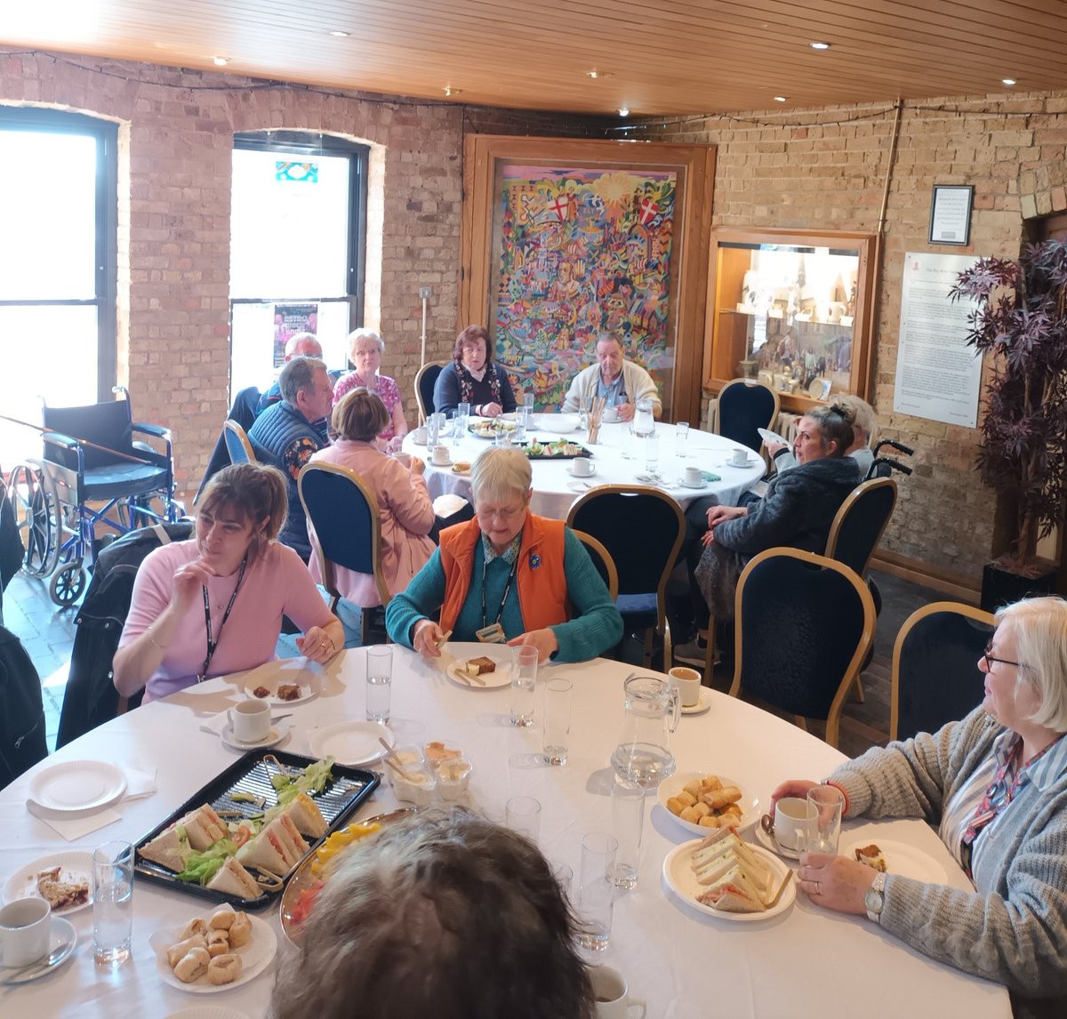 🚆💙 This week is both #CommunityRailWeek &amp; #DementiaActionWeek - and we're proud to celebrate inclusive rail travel! Last month, the Hereward #CommunityRail Partnership ran a #TryATrain trip with Wisbech’s Damsons dementia group - building confidence to travel by rail!