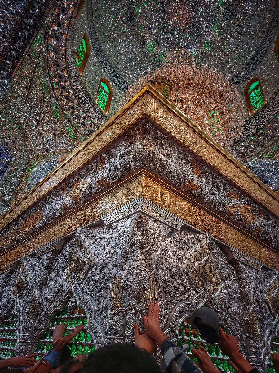 masif_raza12's tweet photo. The journey began with what I can only describe as miracles. I had nothing—no money in my pocket—but I was determined, because deep inside, I knew I was being called by my Imam A.S. And somehow, everything fell into place. 2/3
#karbala #ImamHussain https://t.co/vIVBs9AwJA