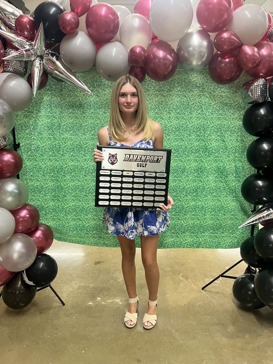 GolfDavenport's tweet photo. Congratulations to our lady Wolves pack award winners. Alana Vazquez-Spirit Award. Riley White-Female MVP. Molly Woods-Pack Leader. Way to go ladies!
@BuildThePack @DavenportWolves https://t.co/cSF9Kar0yE