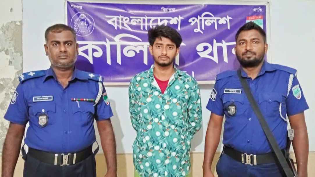 নড়াইলে ধর্ষণ মামলার প্রধান পলাতক আসামি গ্রেফতার