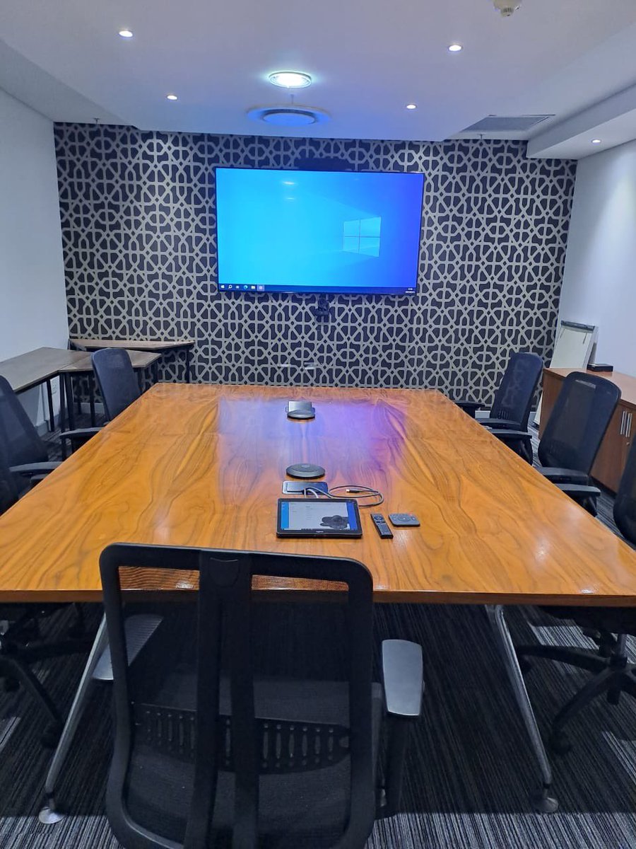 GaldonData's tweet image. 📺 BEFORE | DURING | AFTER

Another sleek install by TechSonic Pty Ltd! 🔧✅

From blank wall ➡️ pro AV setup in no time.
Perfectly mounted, ready for meetings &amp;amp; more!

📞 086 128 2828
📧 sales@techsonic.co.za
#TechSonic #AVInstallation
