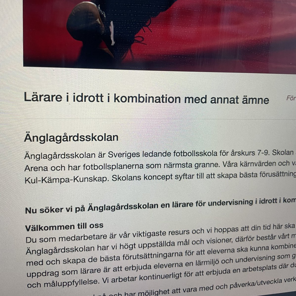 Vill du arbeta som idrottslärare på en idrottsskola! In och sök tjänsten! RT gärna💙
anglagardsskolan.varbi.com/se/