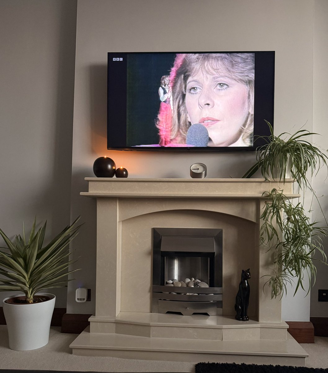 The iconic, the best! 
<a href="/MartiWebbNews/">Marti Webb News</a>