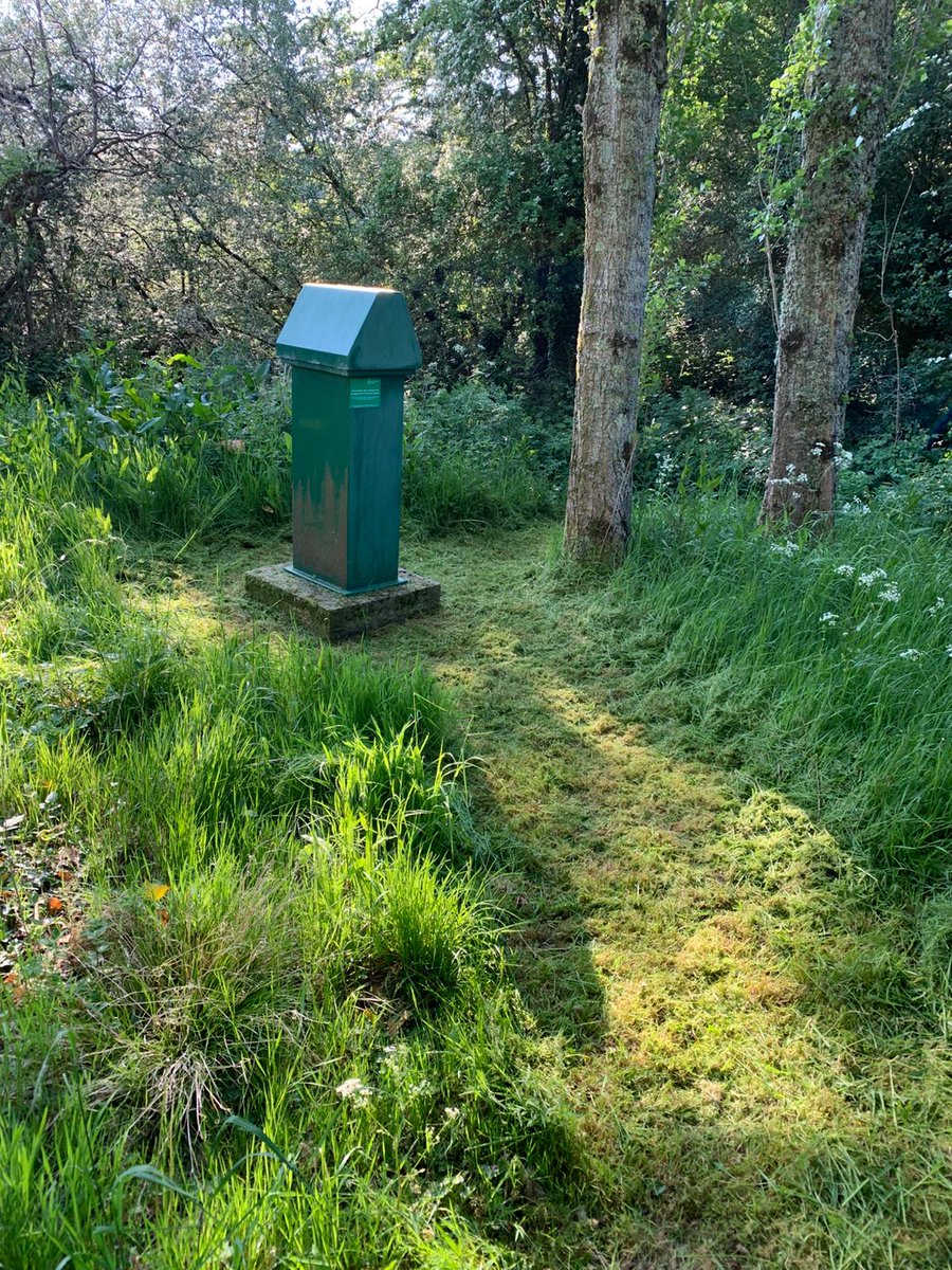 #EastHantsFieldTeam complete maintenance to #Hydrometry stations at #Frogmill #RiverHamble and #Denmead &amp; Nth #Fareham on #RiverWallington. Very important sites monitoring high &amp; low flows for #incidentresponse &amp; #environment. #floodaware
<a href="/FarehamBC/">Fareham Borough Council</a> <a href="/WinchesterCity/">Winchester City Council</a> <a href="/hantsconnect/">Hampshire County Council</a>