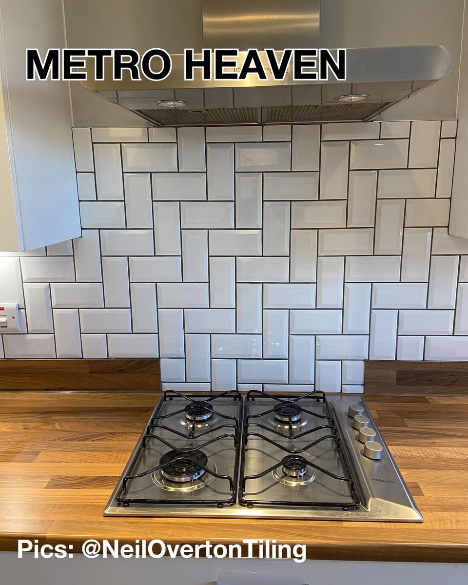 BALtiling's tweet image. We absolutely love this metro splashback project by @NeilOvertonTiling grouted with BAL Micromax3 ECO grout! 😍

What&apos;s your favourite metro layout? 🤔

Let us know in the comments 👇

 #MetroSplashback #TilingInspiration #KitchenDesign #RenovationIdeas #tiling #tiles