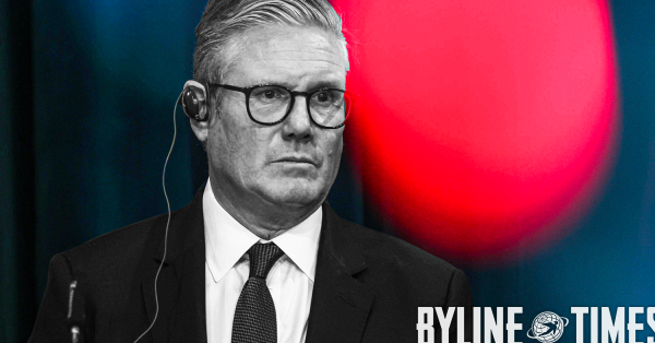 BylineTimes's tweet photo. Keir Starmer's Reform-Lite Strategy Has Left Him Marooned on an Island of Strangers https://t.co/Ae2uETYvWK https://t.co/0ESNNArajV