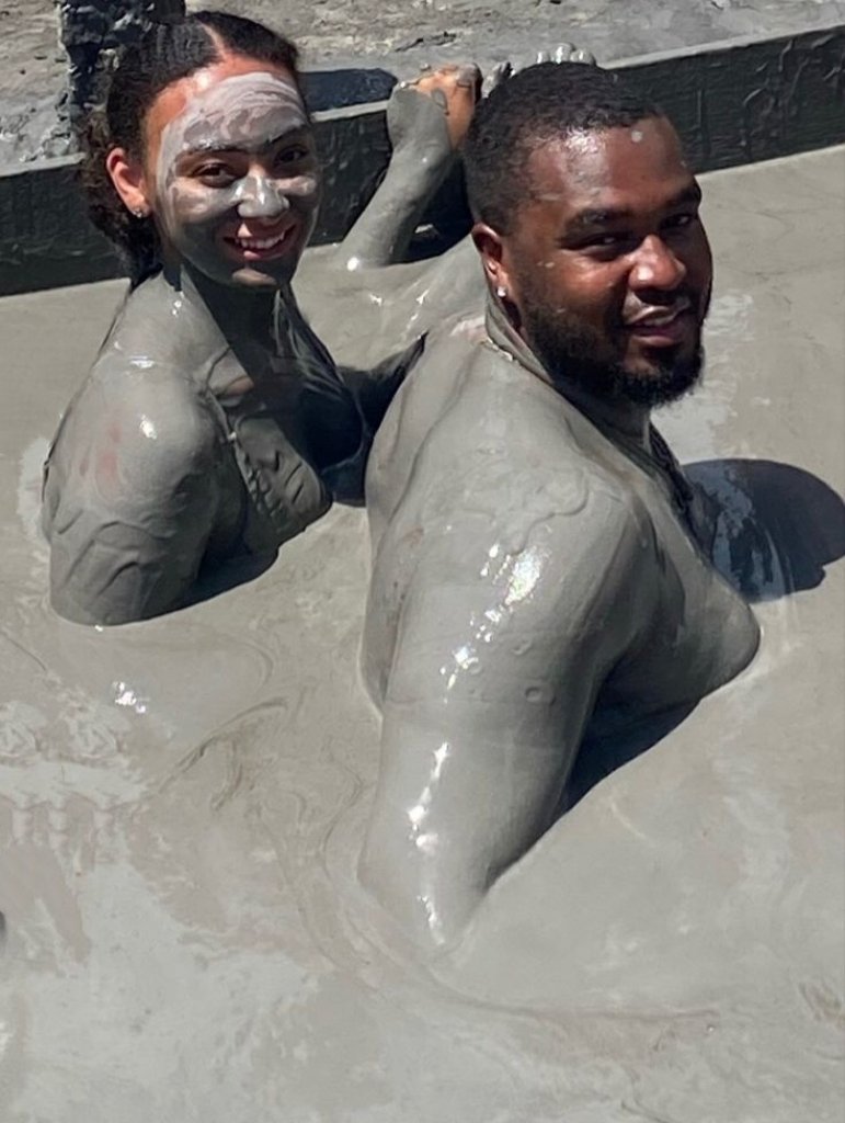 مقاطع لأغرب عادات وتقاليد الزواج حول العالم 🌏

واكتشفوا معنا طقوسًا غريبة لجلب العريس 😱

تحذير ❌  بعض المشاهد قد تكون غير مناسبة للبعض ⚠️