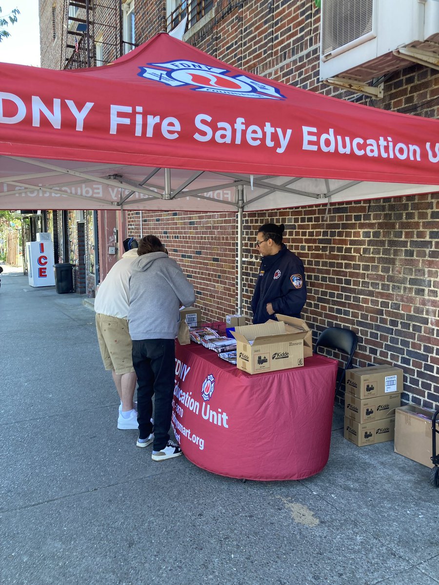 In response to the fatal fire on Monday, May 20th at 3902 9th Avenue in Brooklyn, our Fire Safety Education Unit is sharing lifesaving tips in front of 3917 9th Avenue and will be there until 2pm today.