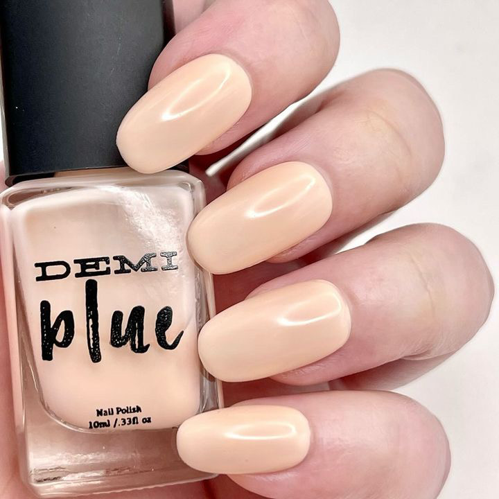 Nail care doesn’t stop at polish! Discover our top tips for maintaining healthy nails and the importance of using non-toxic products. 💖🌱 Check out our website for more details! wix.to/guEBDox #NailHealth #Wellness #NaturalNails