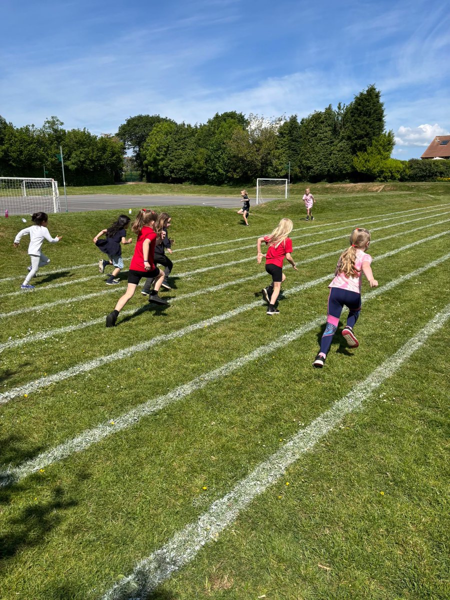 Hendrefoilan's tweet photo. Y1/Y2 Turtles have enjoyed practicing for Sports Day ☀️ #hdfpturtles #hdfpH&W https://t.co/bKSr5fR1Bc