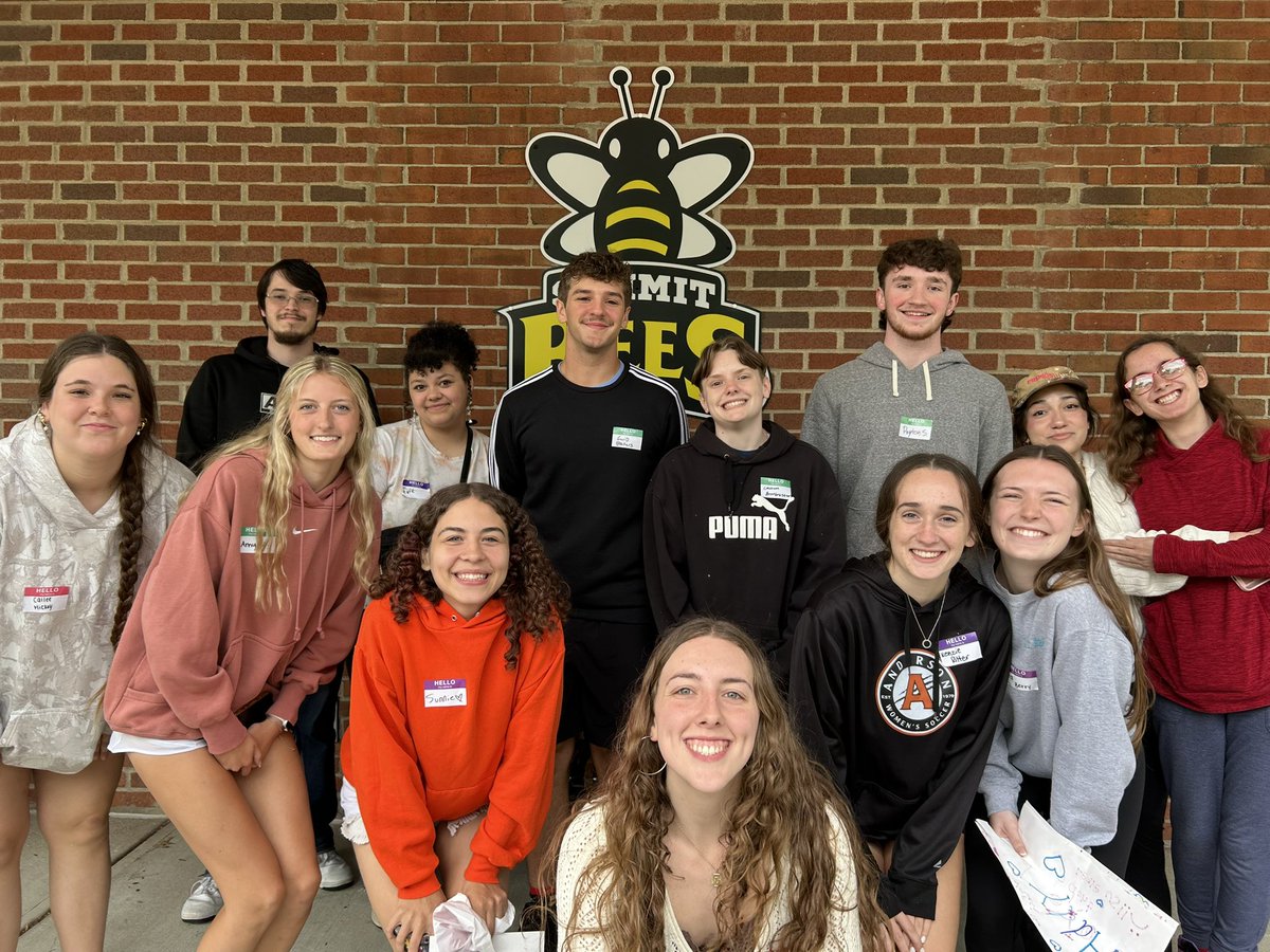 SummitElementaryFHSD tweet media