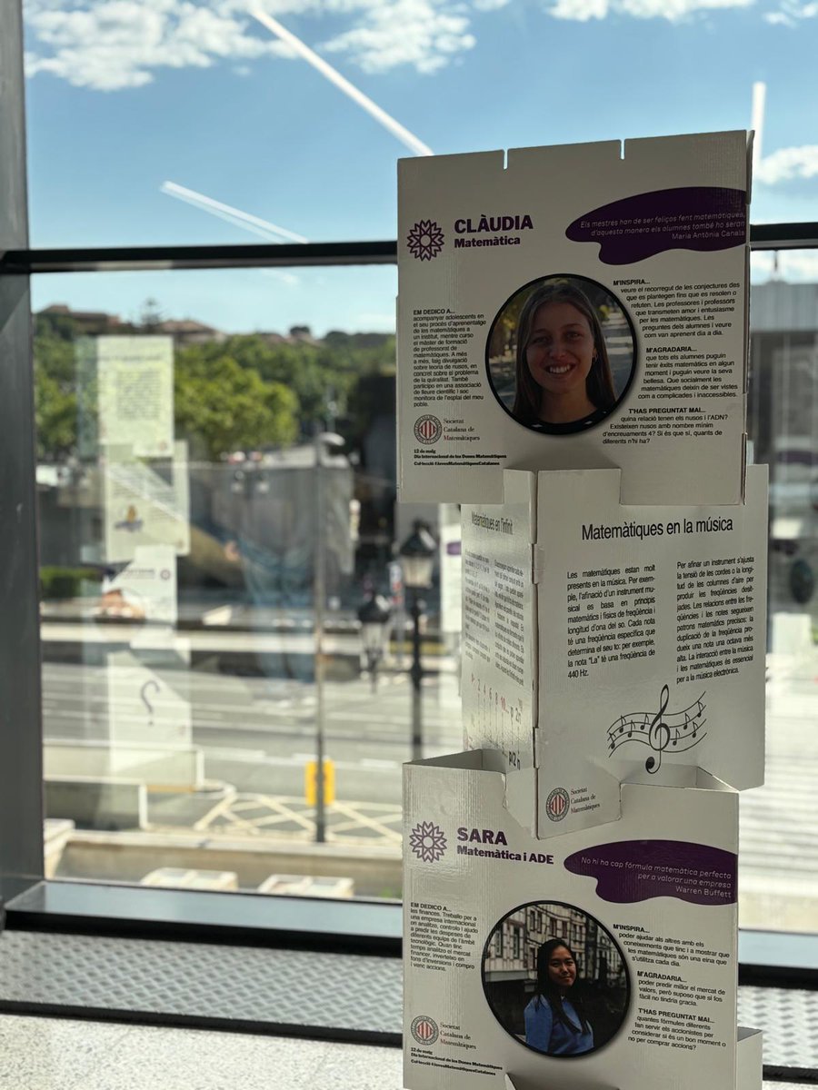 Societat Catalana de Matemàtiques (@soccatmat) on Twitter photo 🖼️ L’exposició #JovesMatemàtiquesCatalanes acompanya avui l’acte de lliurament dels Premis del <a href="/CangurCAT/">Cangur 2025</a> 2025!
Una mostra que posa en valor el talent matemàtic femení del nostre país.
#PremisCangur #Cangur2025 #Matemàtiques 🖼️ L’exposició #JovesMatemàtiquesCatalanes acompanya avui l’acte de lliurament dels Premis del <a href="/CangurCAT/">Cangur 2025</a> 2025!
Una mostra que posa en valor el talent matemàtic femení del nostre país.
#PremisCangur #Cangur2025 #Matemàtiques