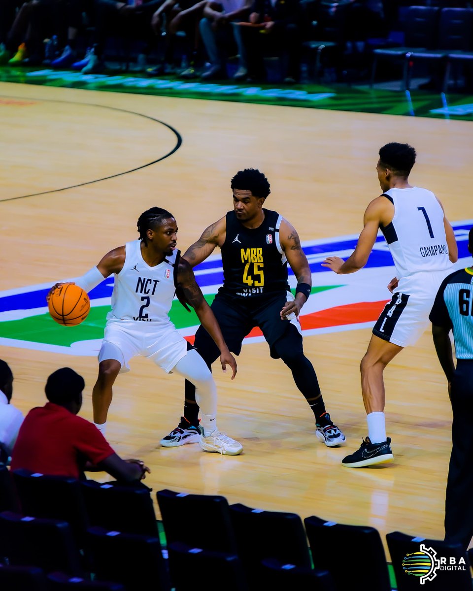 Umukino ugeze mu minota ine ya nyuma. 

Nairobi City Thunder yo muri Kenya iracyari imbere ya MMB aho iyirusha amanota abiri. #RBASports #TheBAL #AllForTheGame #BAL5