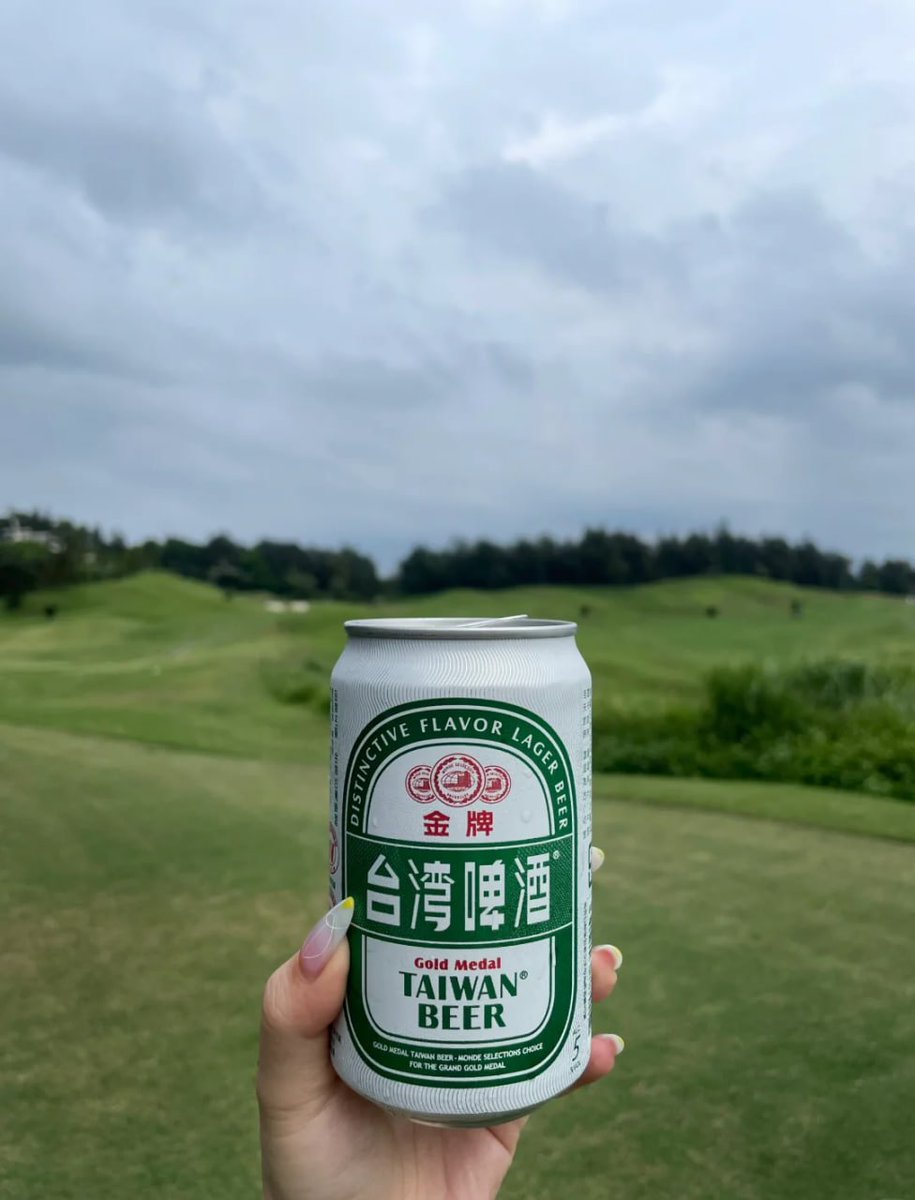 bunodn's tweet photo. ボールを打つのはとても楽しい🤤 https://t.co/ngk5Q6xZAZ