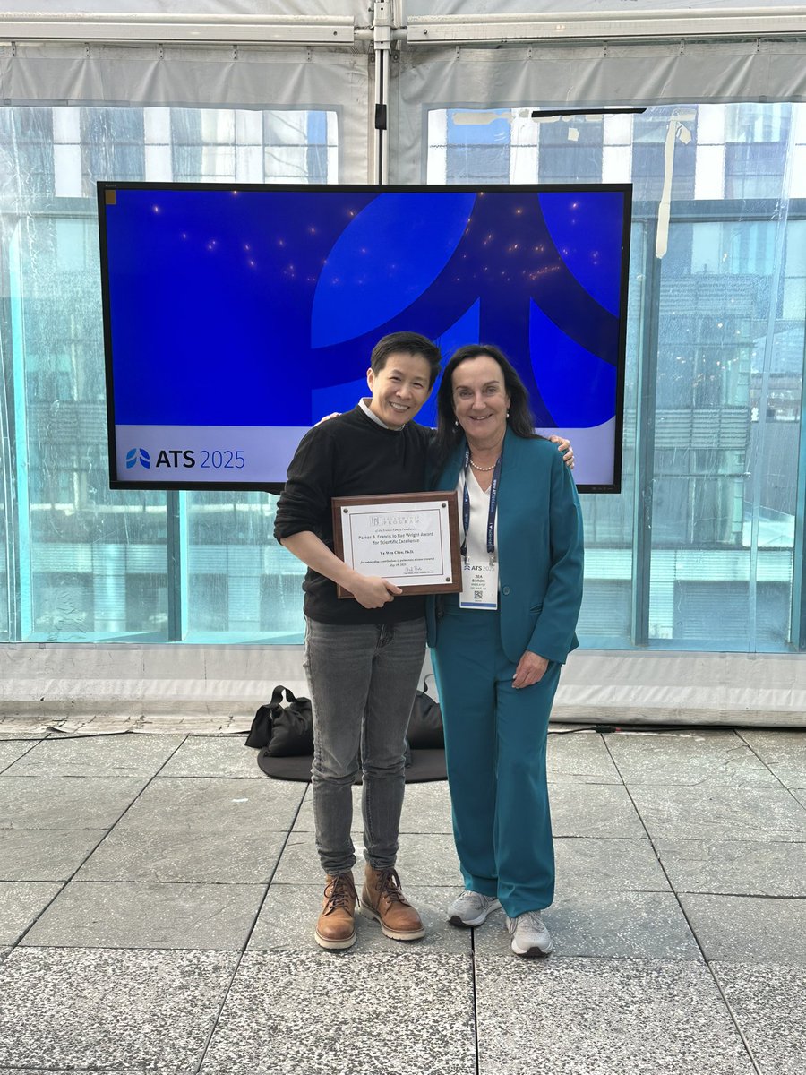 YaWenChenMSSM's tweet photo. Grateful to see old friends at #ATS2025 and spend time with the Francis Family. Truly honored to receive the Jo Rae Wright Award—such a meaningful recognition that reflects the spirit of mentorship, leadership, and scientific excellence she embodied. https://t.co/CQIX3RR0jn