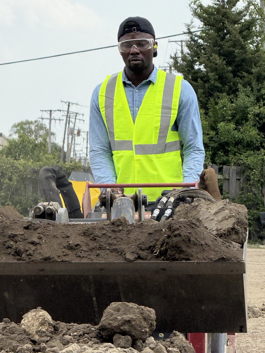 Parker Hydraulics tweet media