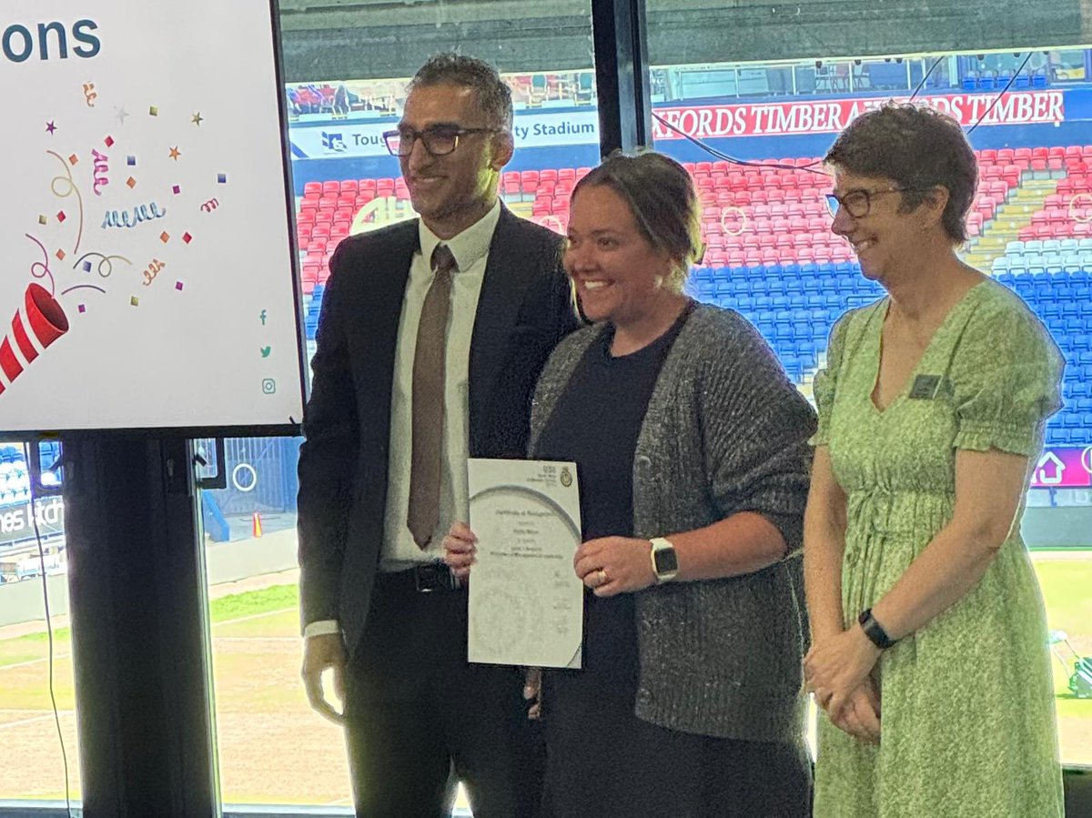 Steve Hynes (@nwamb_steve) on Twitter photo Great to see another member of the <a href="/NWAmbResilience/">NWAS Resilience Team</a> team complete a course in leadership & management 👏 Congratulations Hayley 👏👏💪💚 #ProfessionalDevelopment <a href="/NWAmbulance/">North West Ambulance Service</a> <a href="/ambobird/">Joanne Hodson</a> <a href="/NWAmb_HART/">NWAS HART</a> Great to see another member of the <a href="/NWAmbResilience/">NWAS Resilience Team</a> team complete a course in leadership & management 👏 Congratulations Hayley 👏👏💪💚 #ProfessionalDevelopment <a href="/NWAmbulance/">North West Ambulance Service</a> <a href="/ambobird/">Joanne Hodson</a> <a href="/NWAmb_HART/">NWAS HART</a>