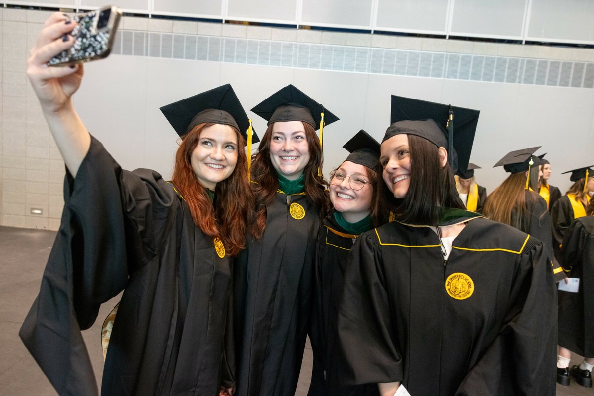 Congratulations to our 2025 Associated Medical Sciences graduates. 💛 Cheers to the start of an amazing career in health care! #UIGrad2025 <a href="/AAMCtoday/">AAMC</a>