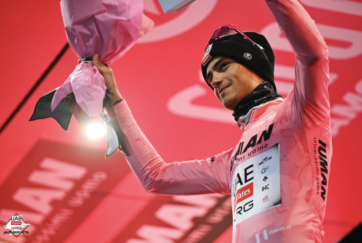 Still in pink, El Torito is the youngest rider to lead the #GirodItalia this century 🐂👚 #WeAreUAE
