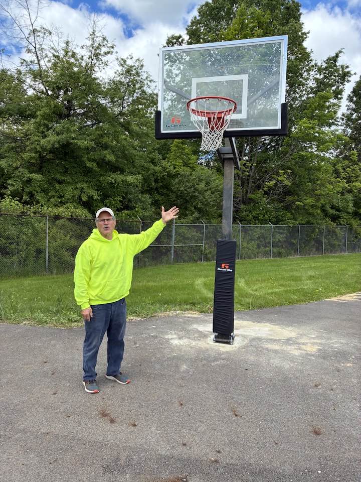 MahoningDD's tweet photo. No clowning around on this day! This group left the costumes at home to focus on installing new hoops -- and a pickleball net -- on the LKS Playground. The Grotto Clowns are devoted to Leonard Kirtz School and MCBDD. Thank you for all you do! https://t.co/RYBXOD3Rqe