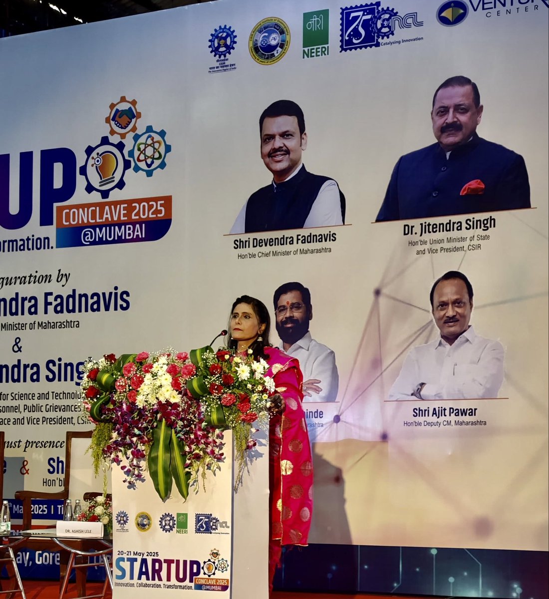 RBakshee's tweet photo. Hosted  #StartupConclave ‘2025 in #Mumbai 
Hon’ble #CM ,Maharashtra Sh @Dev_Fadnavis ji and Union Minister (I/C) Science&amp;Technology @DrJitendraSingh ji graced the  inaugural day .#CSIR #NIO #NEERI #NCL https://t.co/r4d6QVbn9h