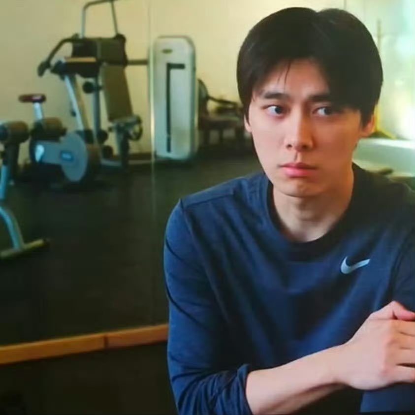 ____李FF tweet media