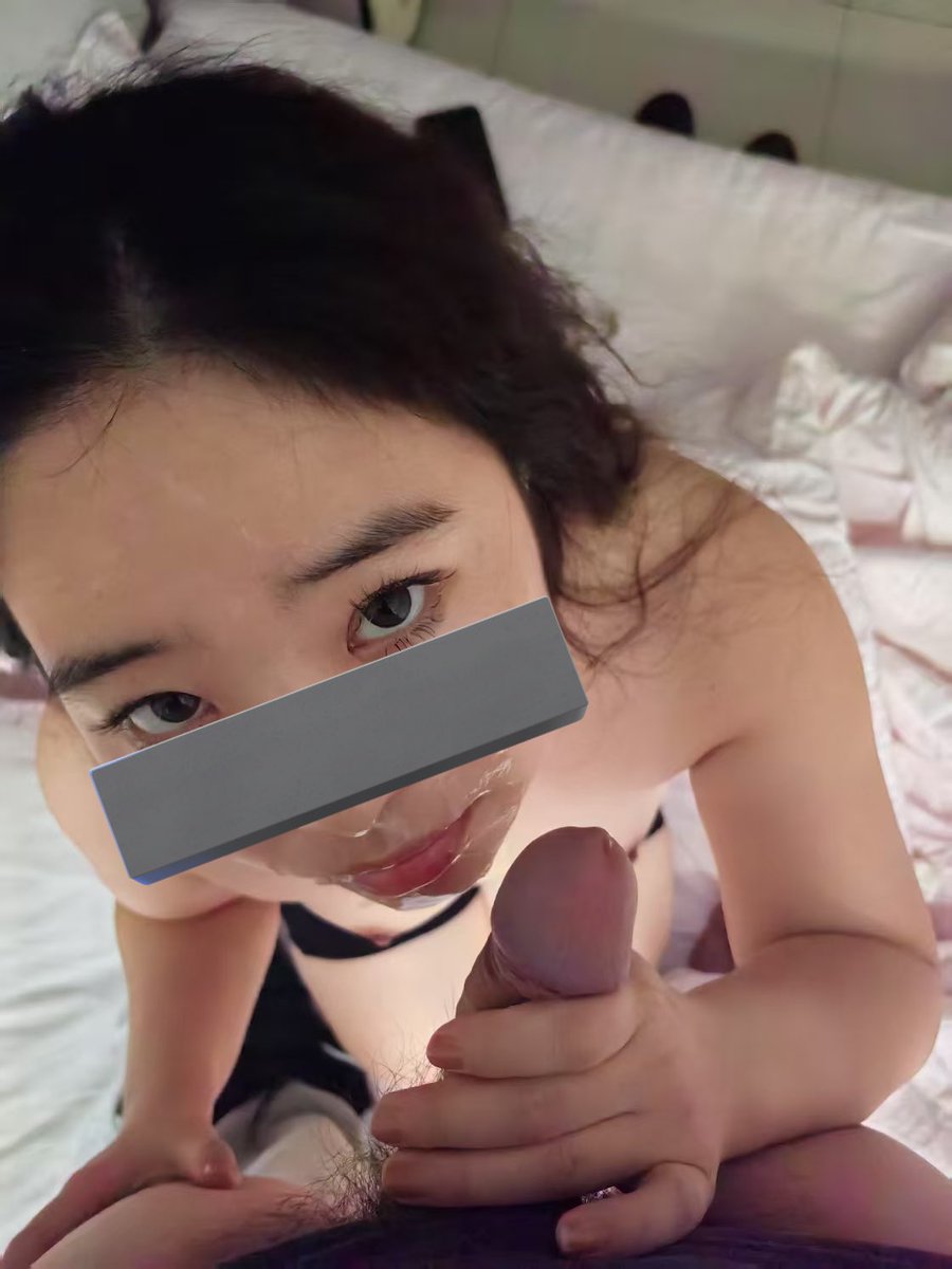 现在异地，收到爱人发来的照片，这是她的520