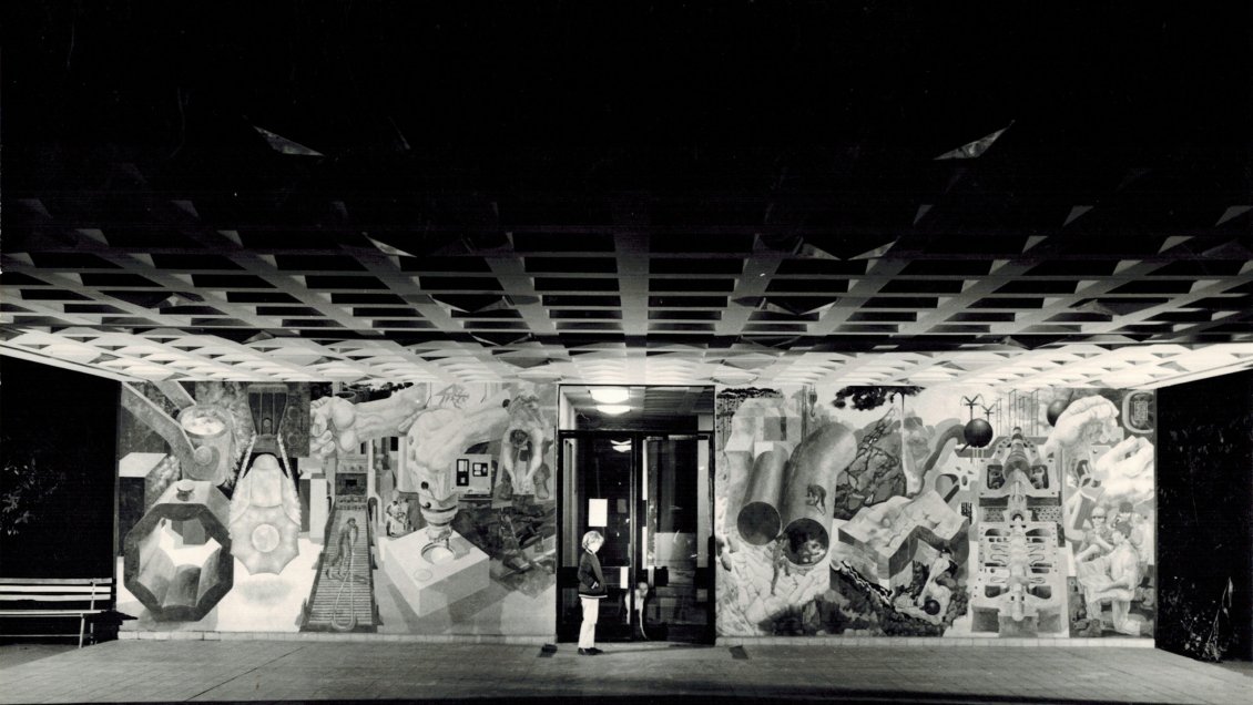 Cooperativa's tweet photo. Mural y exposición de obras de Venturelli serán parte del Día de los Patrimonios @EfectoChina https://t.co/gn3XOizIdx https://t.co/ziZOhXNs6p