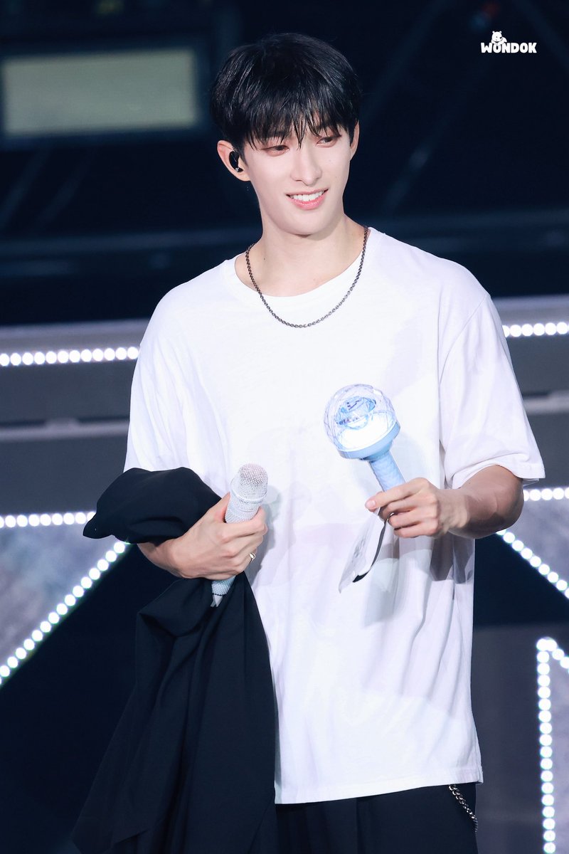 wondok_'s tweet photo. 250510 HOLIDAY SAITAMA

#도겸 #DK #세븐틴 #SEVENTEEN 
#ドギョム #이석민 #이도겸 https://t.co/sZgT4cPWGQ