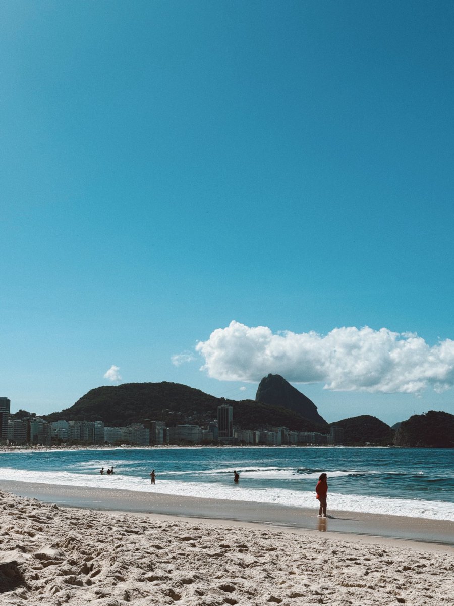 Daphne x tweet media