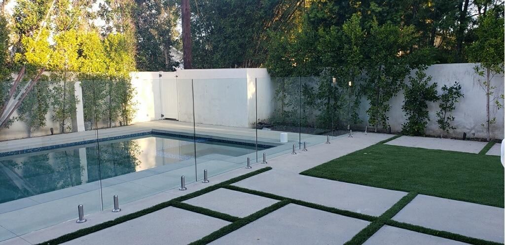 Today is the first day of Spring, which brings on Spring Cleaning! Our glass fencing requires infrequent cleaning - a simple wipe down with mild soapy water every few months will do the trick! #glasspoolfence #homedesign