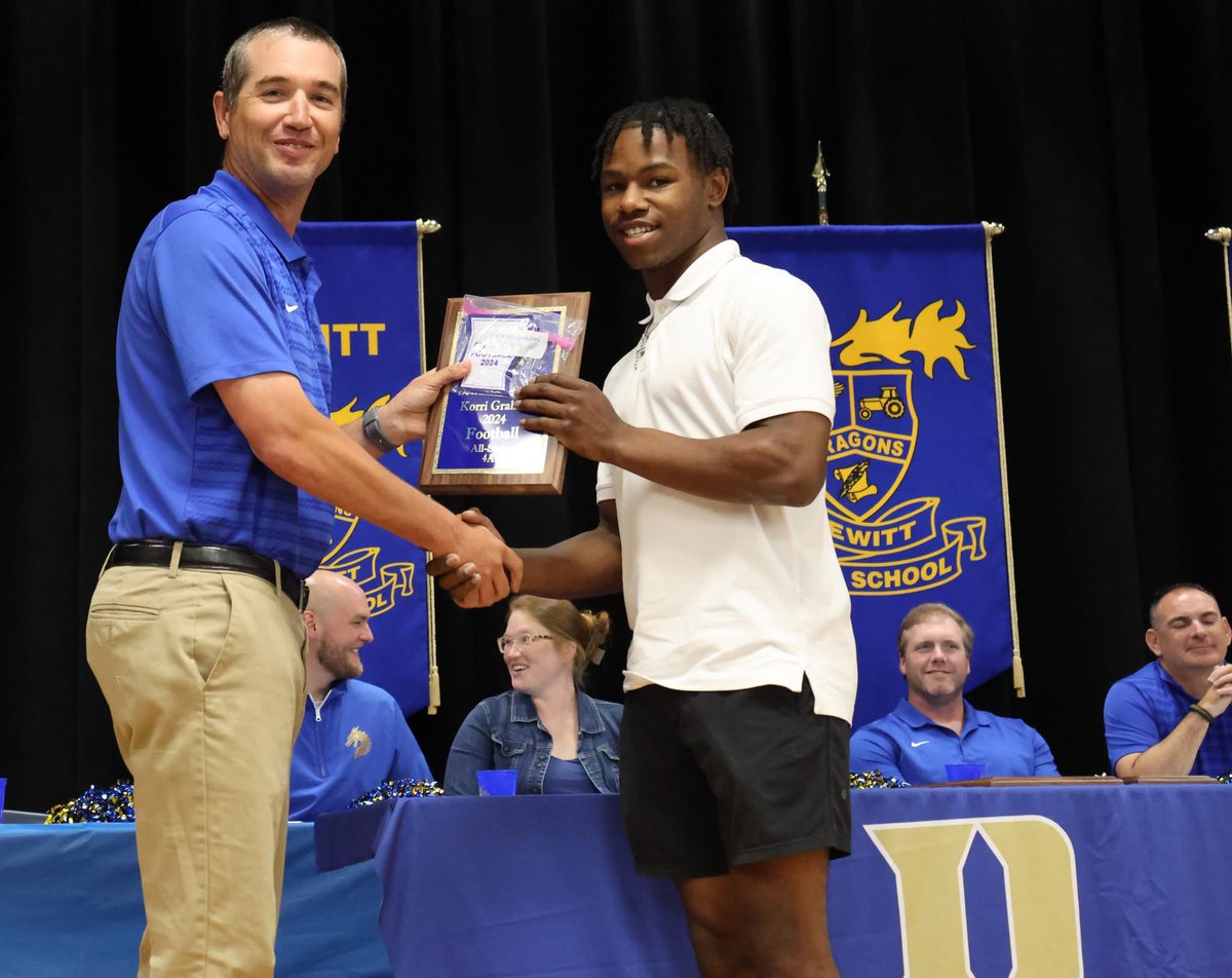 Korri Graham 2026🏈 (@grahamkorri) on Twitter photo All-State 2nd year in a row! #junior season! Thank everyone for the opportunity and honor to be amongst the top of this game of football! Thank my coaches and teammates for pushing me daily!
<a href="/jasonhathcock0/">Jason Hathcock</a>
<a href="/ArRecruitingGuy/">Richard Davenport</a>
<a href="/OtisKirk23/">Otis Kirk</a>
<a href="/PrepRedzoneAR/">Prep Redzone Arkansas</a>
<a href="/ArSportsNet/">Arkansas Sports Network</a>
@HootensAR All-State 2nd year in a row! #junior season! Thank everyone for the opportunity and honor to be amongst the top of this game of football! Thank my coaches and teammates for pushing me daily!
<a href="/jasonhathcock0/">Jason Hathcock</a>
<a href="/ArRecruitingGuy/">Richard Davenport</a>
<a href="/OtisKirk23/">Otis Kirk</a>
<a href="/PrepRedzoneAR/">Prep Redzone Arkansas</a>
<a href="/ArSportsNet/">Arkansas Sports Network</a>
@HootensAR