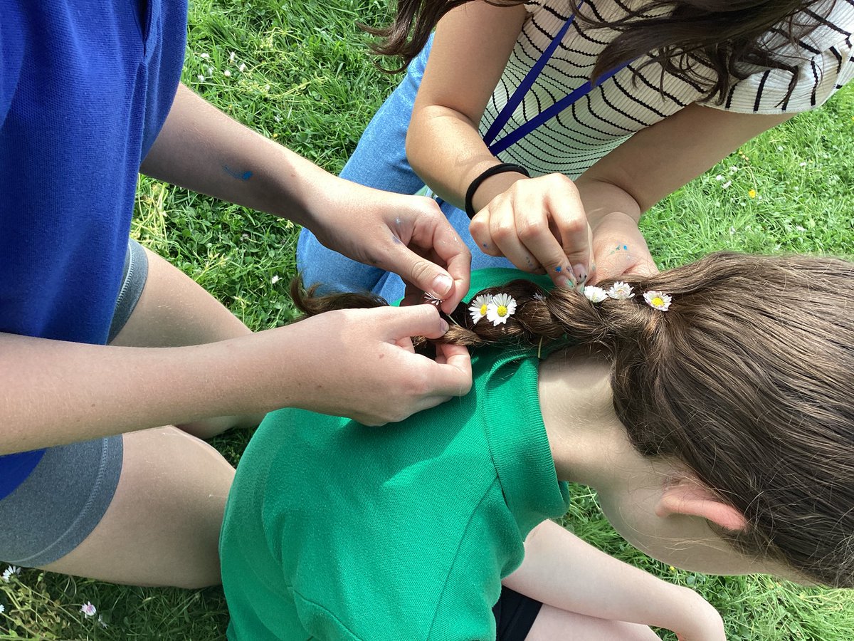 Fun in the sun <a href="/aberystwytharts/">Canolfan y Celfyddydau Aberystwyth Arts Centre</a> <a href="/TaithWales/">Taith</a>
