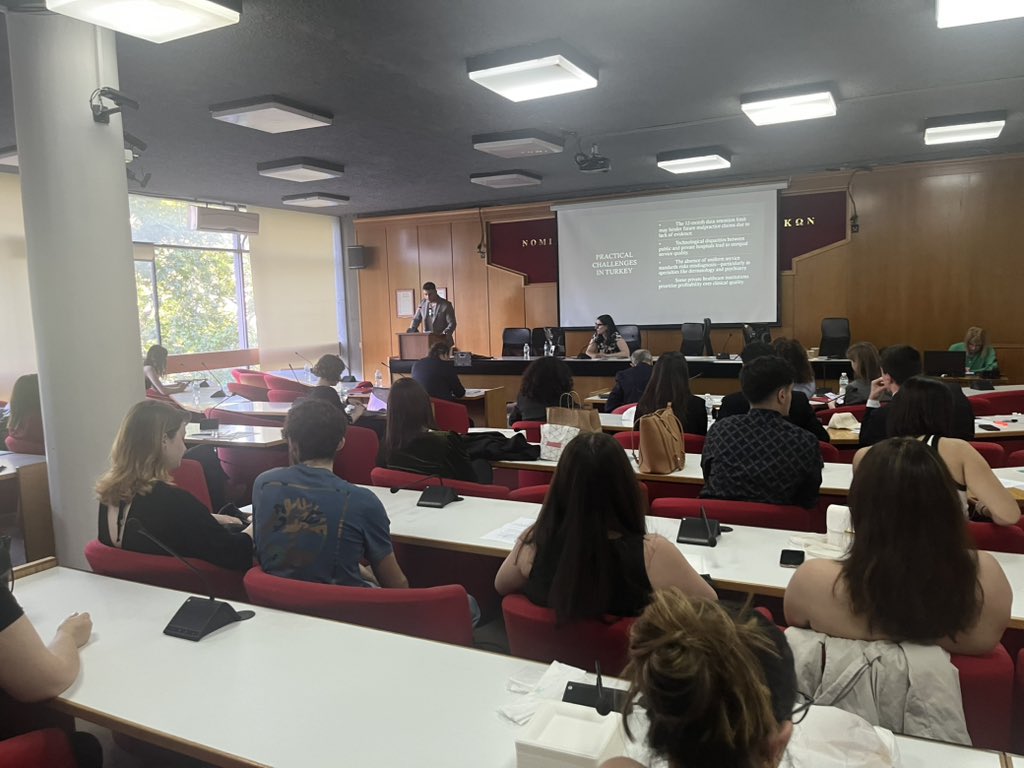 MesutCasin's tweet photo. Yeditepe Üniversitesi Hukuk Fakültesi ve Selanik Aristo Üniversitesi Hukuk Fakültesi arasındaki, “ Uluslararası Tıp Hukuku” devam ediyor… https://t.co/r9CDkaM2cd