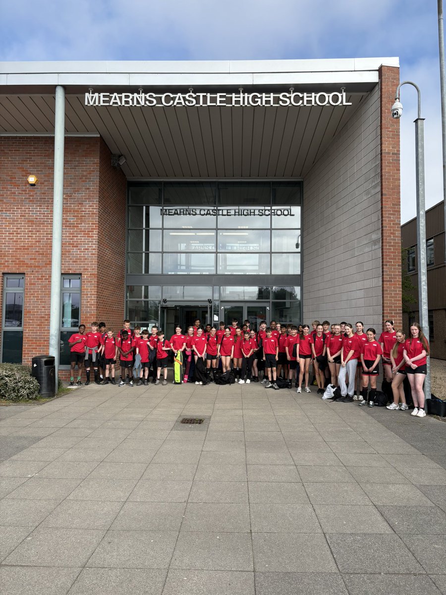 MCHSPhysEd's tweet photo. Fantastic performance from all our pupils who came 3rd overall at the ERC Secondary Games 🏆👏🏼

Special mention to our medal winners:

🥈Tennis
🥈Basketball girls 
🥈Hockey
🥈Table tennis 
🥉Rugby

@ActiveSchoolsER 

#MearnsCastlePE https://t.co/wtExn7El76