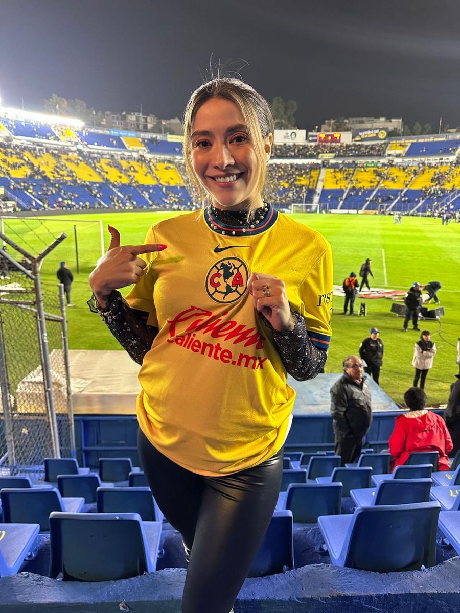 Karensoy_'s tweet image. 🚨GIVEAWAY AZULCREMA🚨
Por un PASE DOBLE para la FINAL DE IDA 🦅👿

1⃣ RT y ❤️ a este tweet

2⃣ Sigue a @calientesports y a mi en INSTAGRAM Y TWITTER

3⃣ Dime americanistas que hayan ANOTADO EN UNA FINAL DE LIGA MX + las capturas de que nos sigues con el  #MásAcciónMásDiversión