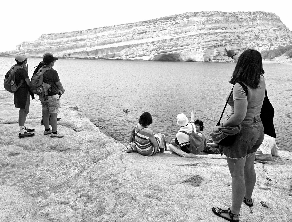 PausaniasViajes's tweet photo. "En el inmenso pasado del Mediterráneo, el testimonio más hermoso es el del mismo mar. Digámoslo, una y otra vez. Mirémoslo, una y otra vez." Fernand Braudel
Regresando desde #Creta y #Sicilia
#viajesarqueologicos https://t.co/iEv4lvBCCA