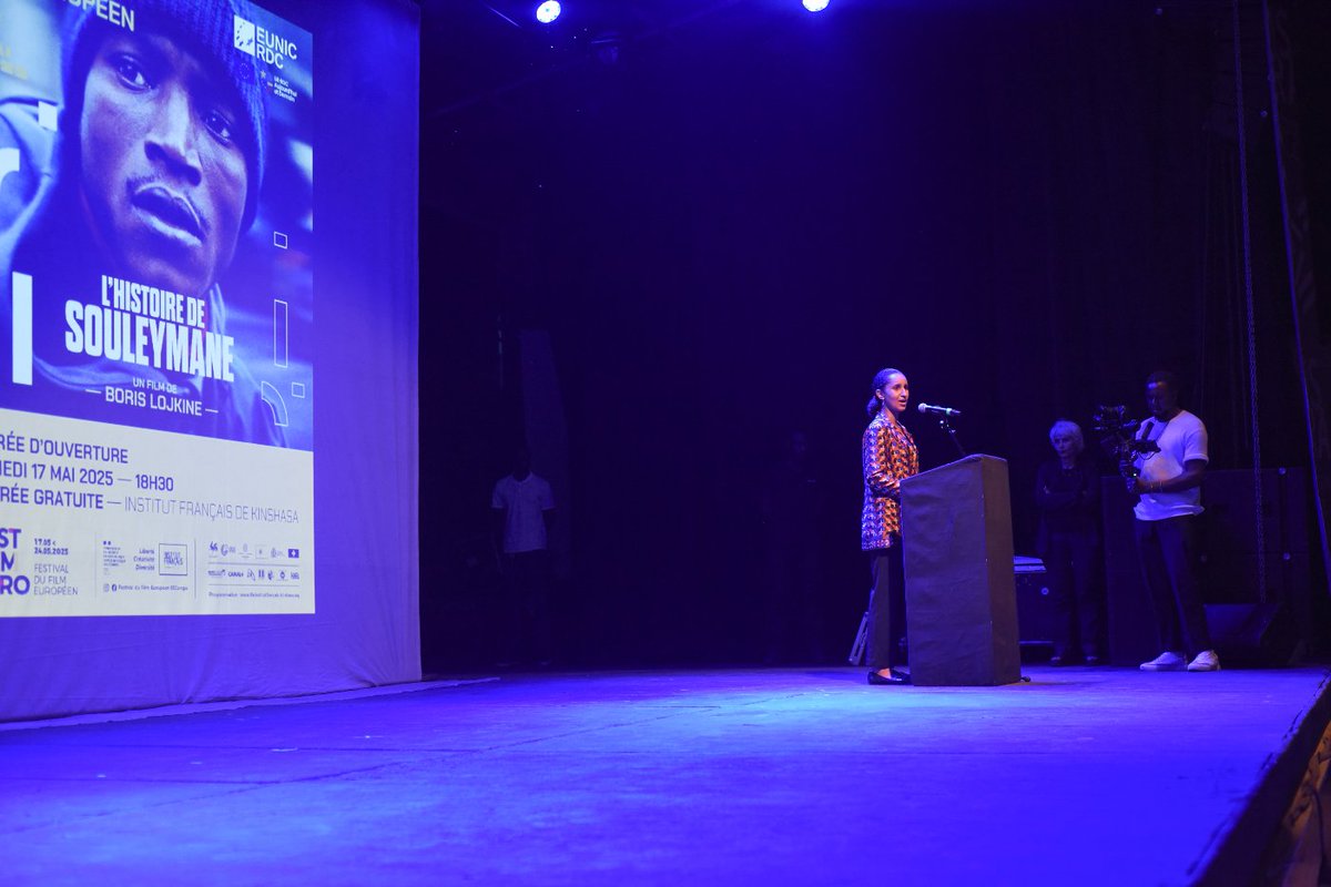 EunicPole's tweet photo. 🎬 Retour sur la soirée d’ouverture du #FFE9 !
Discours officiels 🇫🇷🇪🇺, projection de L’Histoire de Souleymane de Boris Lojkine, échange avec l’acteur Abou Sangaré…
Merci au public venu nombreux pour ce lancement réussi du Festival du Film Européen à Kinshasa ! ✨ https://t.co/t0Hq2XLteq