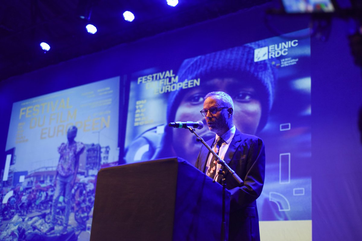 EunicPole's tweet photo. 🎬 Retour sur la soirée d’ouverture du #FFE9 !
Discours officiels 🇫🇷🇪🇺, projection de L’Histoire de Souleymane de Boris Lojkine, échange avec l’acteur Abou Sangaré…
Merci au public venu nombreux pour ce lancement réussi du Festival du Film Européen à Kinshasa ! ✨ https://t.co/t0Hq2XLteq