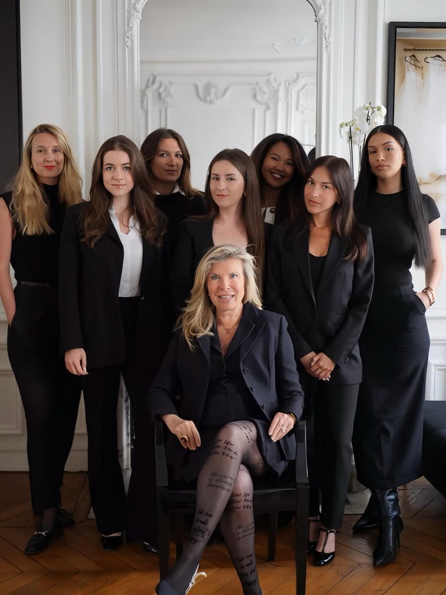 tomasiniavocats's tweet photo. Mon équipe.
Ma force.
Professionalisme.
Féminité et sororité ! 💪
#equipe #avocates #tomasini #tomasiniavocates #violencesconjugales #violencesfaitesauxfemmes #vss #femmes #victimes #defense #plusjamaisca #change #justice https://t.co/EFmieiMSHb