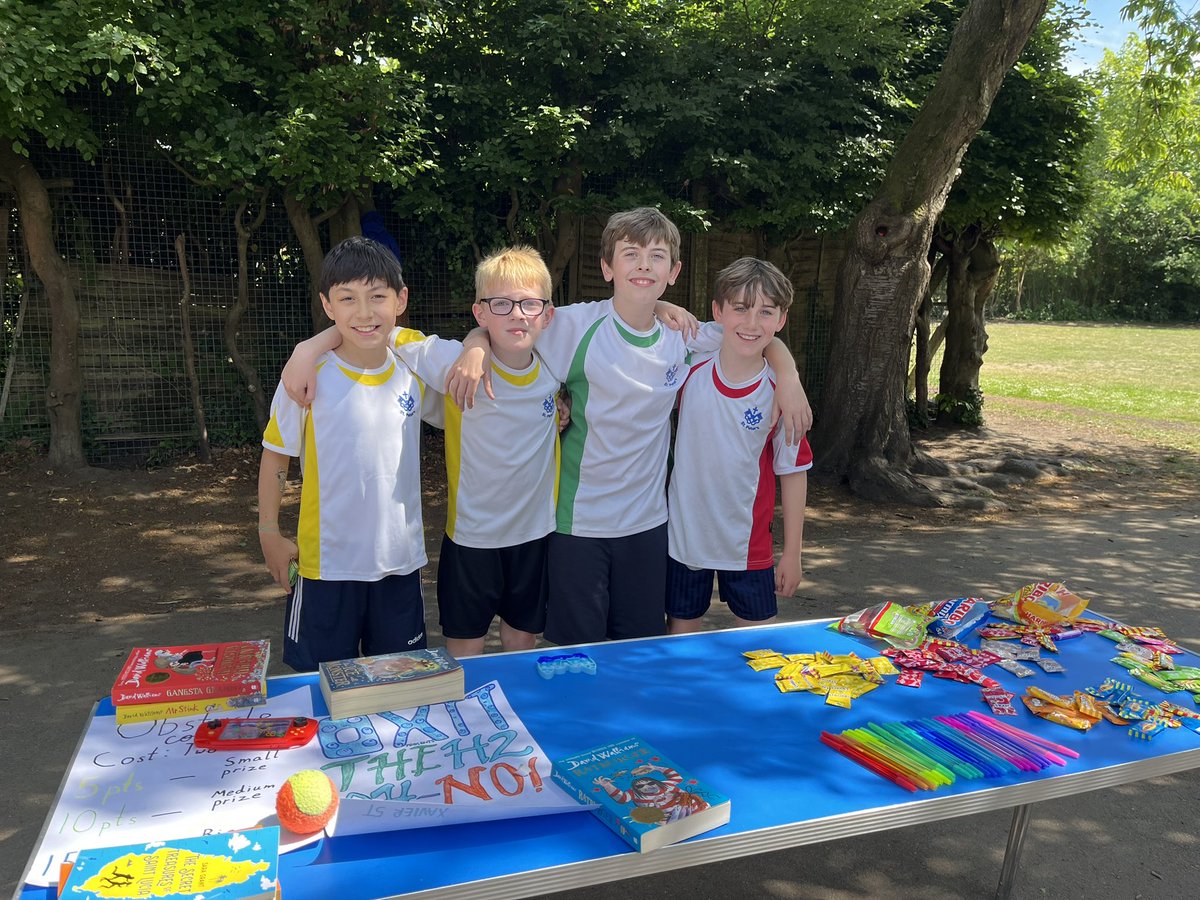 St Peter's Junior School tweet media