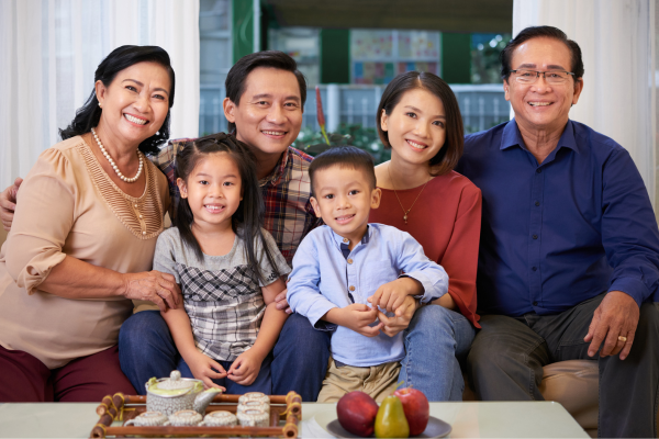 Vital Research (@vital_research) on Twitter photo Dr. Anna Kimura co-authored an important study published in <a href="/APA_Journals/">APA Journals</a> examining racial socialization approaches among Asian American parents. Key findings highlight how immigration and family composition influence conversations: bit.ly/4jIK5Cr Dr. Anna Kimura co-authored an important study published in <a href="/APA_Journals/">APA Journals</a> examining racial socialization approaches among Asian American parents. Key findings highlight how immigration and family composition influence conversations: bit.ly/4jIK5Cr