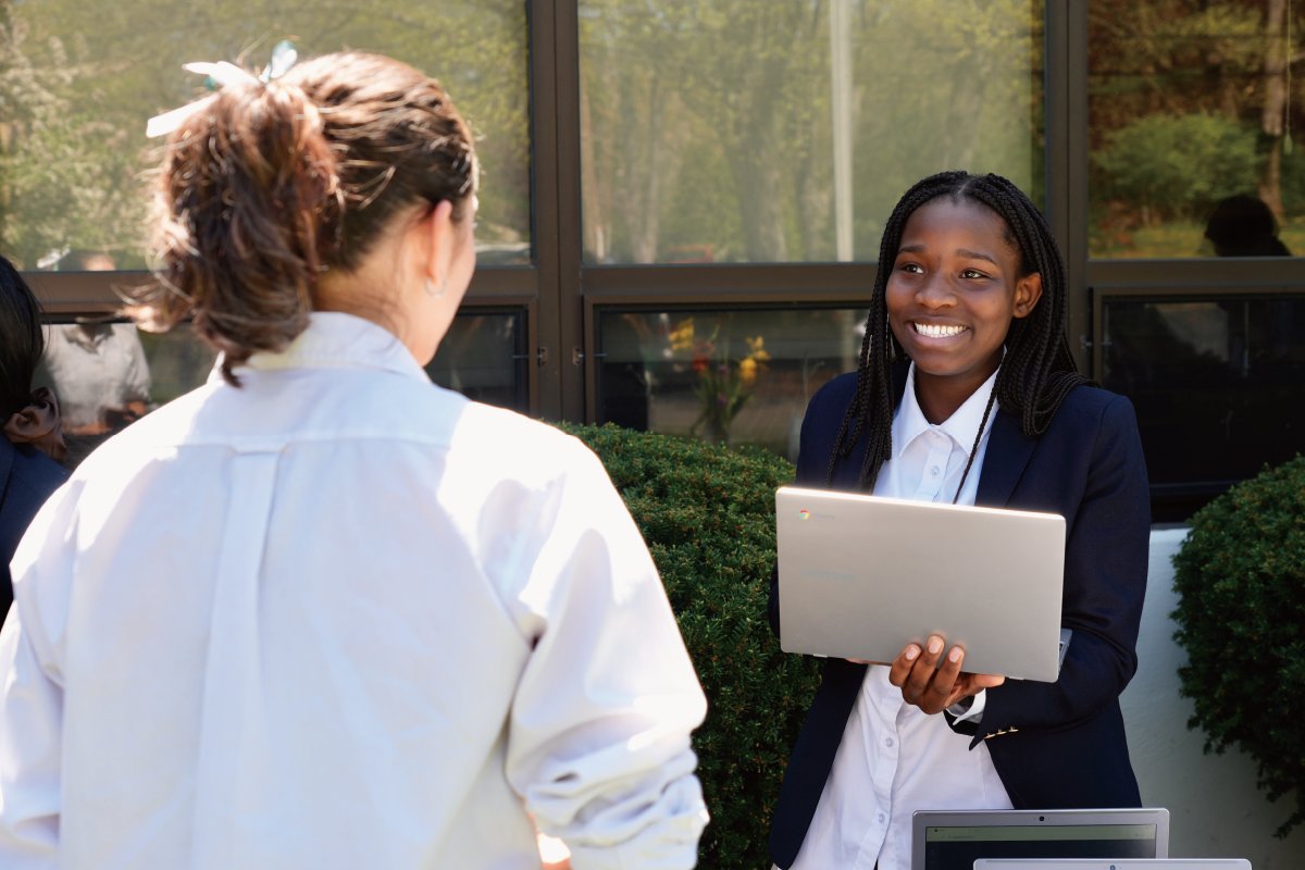 bostontrinity's tweet image. Incredible day at the Trinity Institute Action Group Fair - 9 student initiatives showcased that are changing lives, while Partners of Veterans raised funds with their cookout supporting New England veterans. When Lions lead, communities thrive! #TrinityInstitute #GOLions