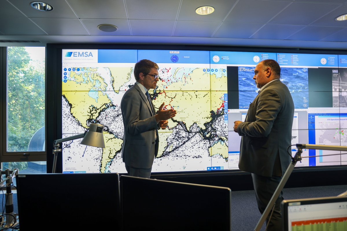 European Maritime Safety Agency (EMSA) (@emsa_eu) on Twitter photo Today our Executive Director Maja Markovčić Kostelac welcomed the Head of the European Parliament Liaison Office <a href="/Europarl_PT/">Parlamento Europeu em Portugal</a> Alfredo Sousa de Jesus, to our Lisbon headquarters 🌊🚢
Mr. Sousa de Jesus later visited our Maritime Support Services centre to see our work in action. Today our Executive Director Maja Markovčić Kostelac welcomed the Head of the European Parliament Liaison Office <a href="/Europarl_PT/">Parlamento Europeu em Portugal</a> Alfredo Sousa de Jesus, to our Lisbon headquarters 🌊🚢
Mr. Sousa de Jesus later visited our Maritime Support Services centre to see our work in action.