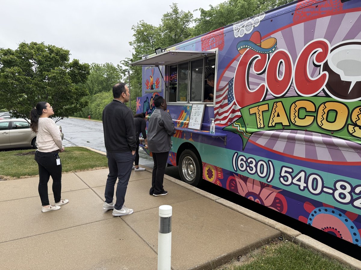 MitutoyoAmerica's tweet photo. Happy World Metrology Day!
We celebrated the science of precision with tacos for the team—because even measurements taste better with salsa. 
#WorldMetrologyDay #Mitutoyo #MetrologyMatters https://t.co/n1XzbciTkT