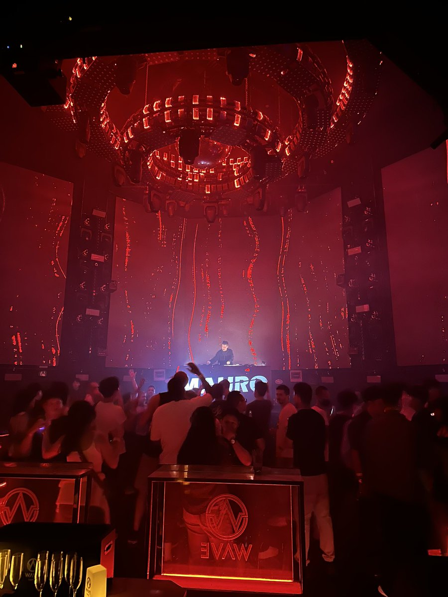 有情侶或是夫妻現在在的嗎🥺